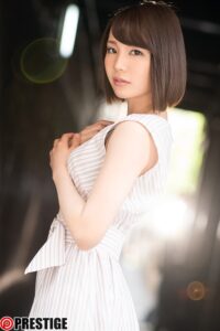 鈴村あいり、京都でひたすら中出し旅行。可愛さと淫らさが交錯するロングプレイAV